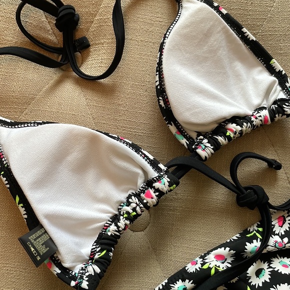 Black Floral 2pc Bikini Swimsuit - Picture 8 of 8
